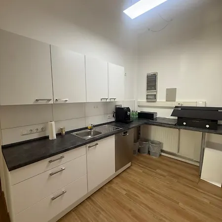 1 2 Personen - Gemeinschaftskueche - Gemeinschafts Bad Wc Apartment *